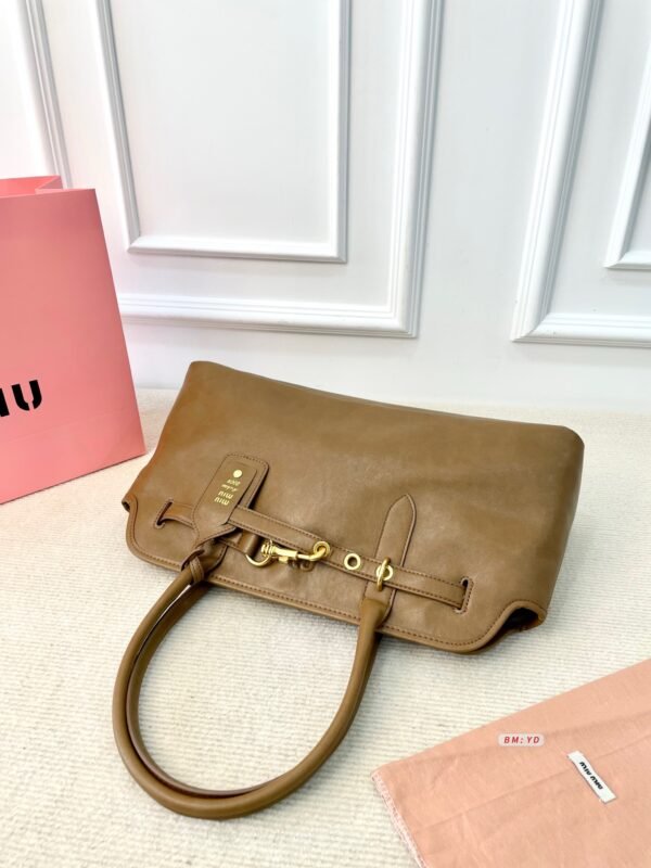 free shipping! new miumiu tote & briefcase style bag