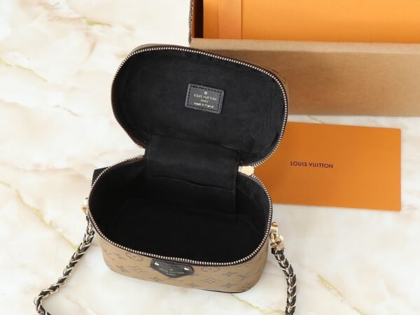 lv vanity bag 19x13x11cm