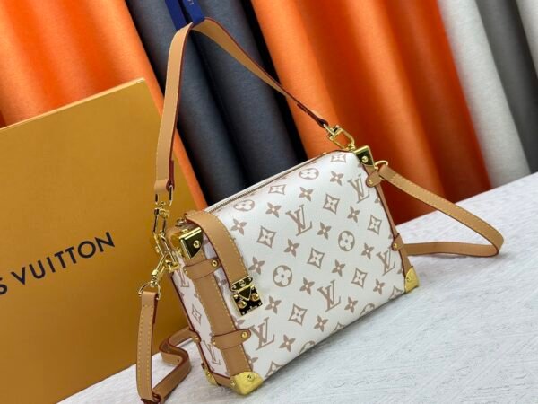 lv cruise bag 21x14x6cm