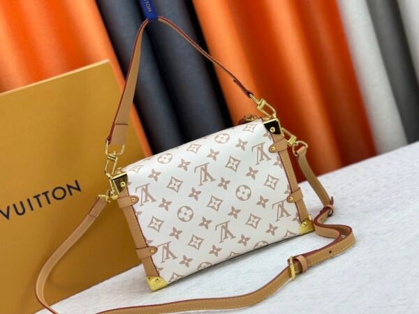 lv cruise bag 21x14x6cm