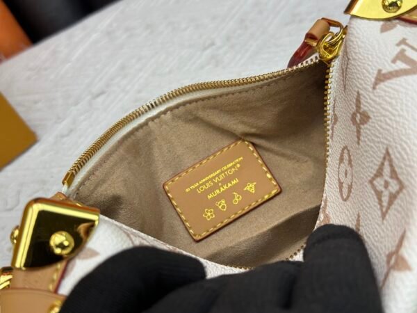 lv cruise bag 21x14x6cm