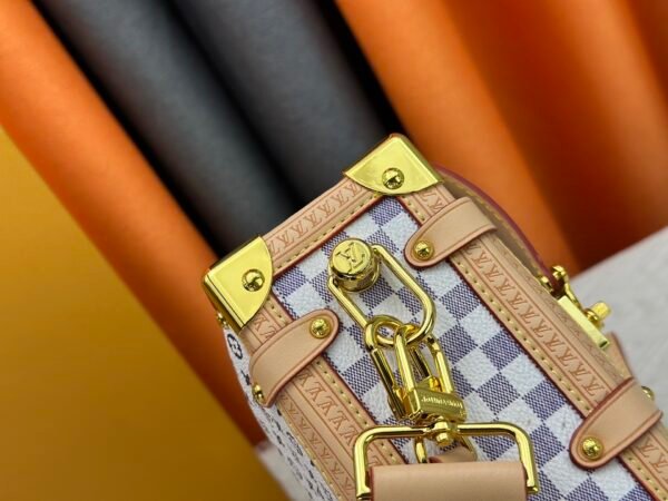 lv cruise bag 21x14x6cm
