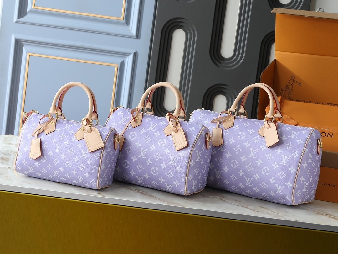 lv speedy p9 bandoulière 40 monogram leather handbag lv speedy p9 bandoulière 40 monogram leather handbag