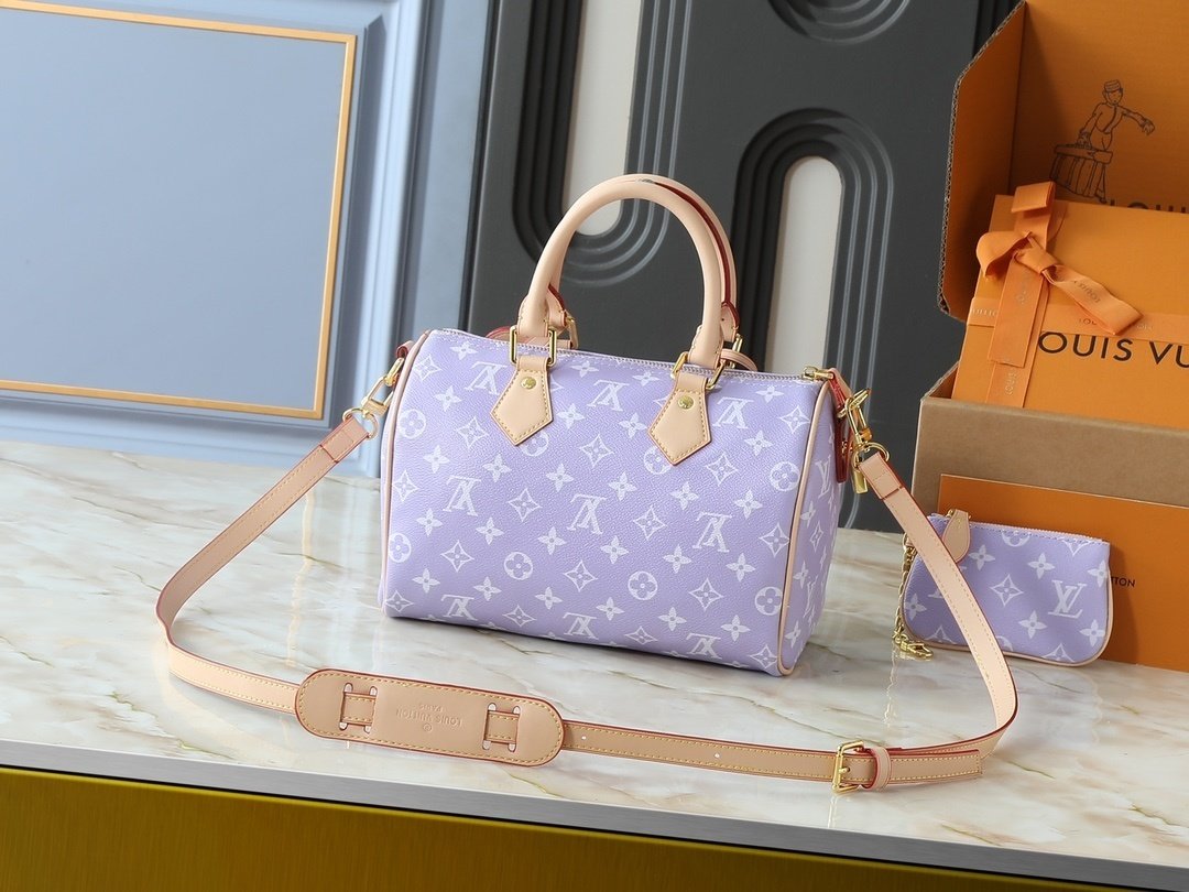 lv speedy p9 bandoulière 40 monogram leather handbag lv speedy p9 bandoulière 40 monogram leather handbag