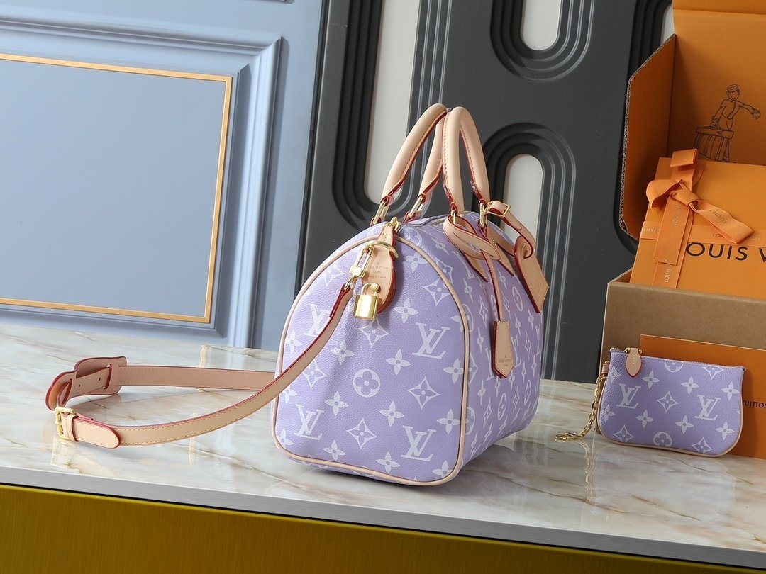 lv speedy p9 bandoulière 40 monogram leather handbag lv speedy p9 bandoulière 40 monogram leather handbag
