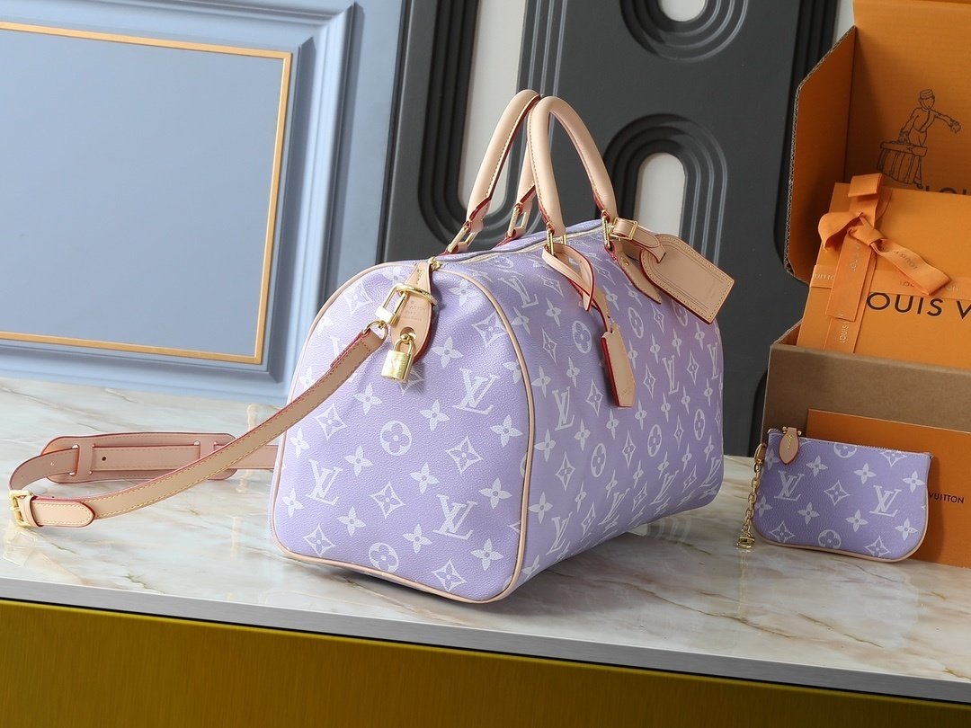 lv speedy p9 bandoulière 40 monogram leather handbag lv speedy p9 bandoulière 40 monogram leather handbag