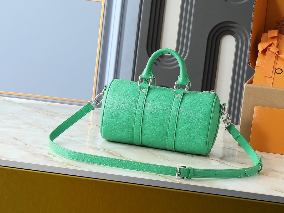 lv wallet on chain bag upgraded version 22.0 x 13.0 x 3.5 cm (复制) (复制) lv wallet on chain bag upgraded version 22.0 x 13.0 x 3.5 cm (复制) (复制)