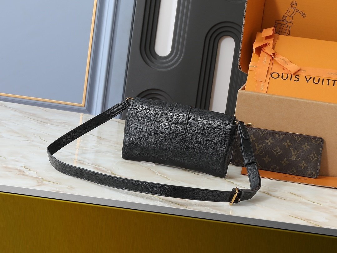 lv wallet on chain bag upgraded version 22.0 x 13.0 x 3.5 cm lv wallet on chain bag upgraded version 22.0 x 13.0 x 3.5 cm