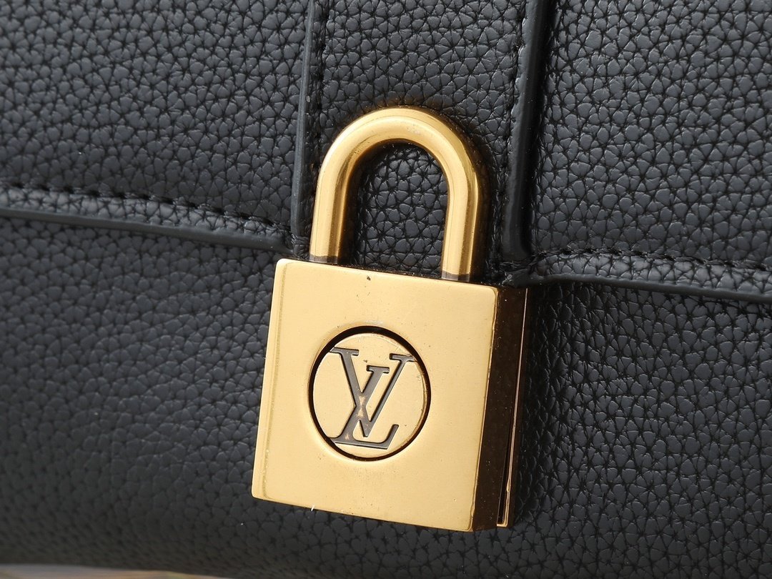 lv wallet on chain bag upgraded version 22.0 x 13.0 x 3.5 cm lv wallet on chain bag upgraded version 22.0 x 13.0 x 3.5 cm
