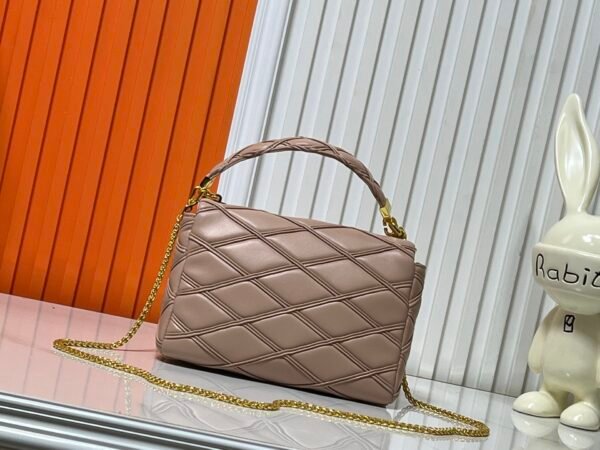 lv twist handbag