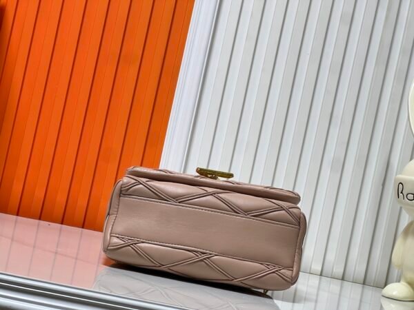lv twist handbag