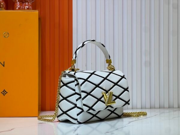 lv twist handbag