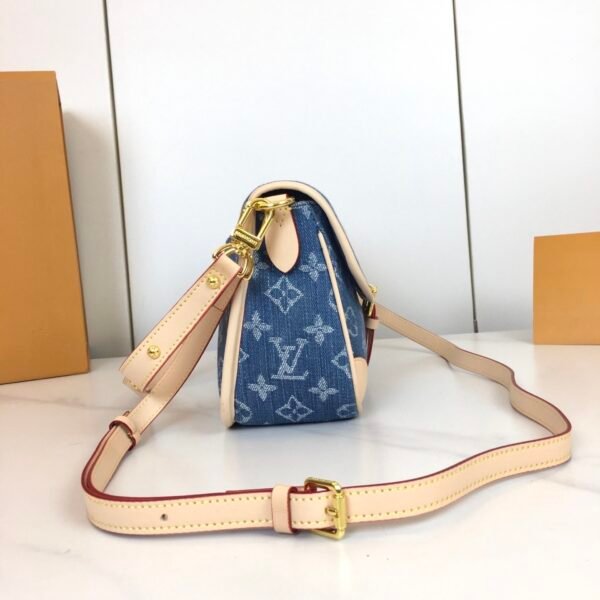 lv diane handbag 25×9×15 cm