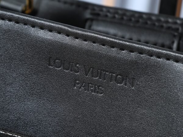 lv avenue mm handbag