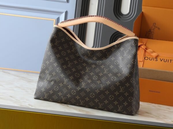 lv artsy 53.0 x 30.0 x 15.5 cm