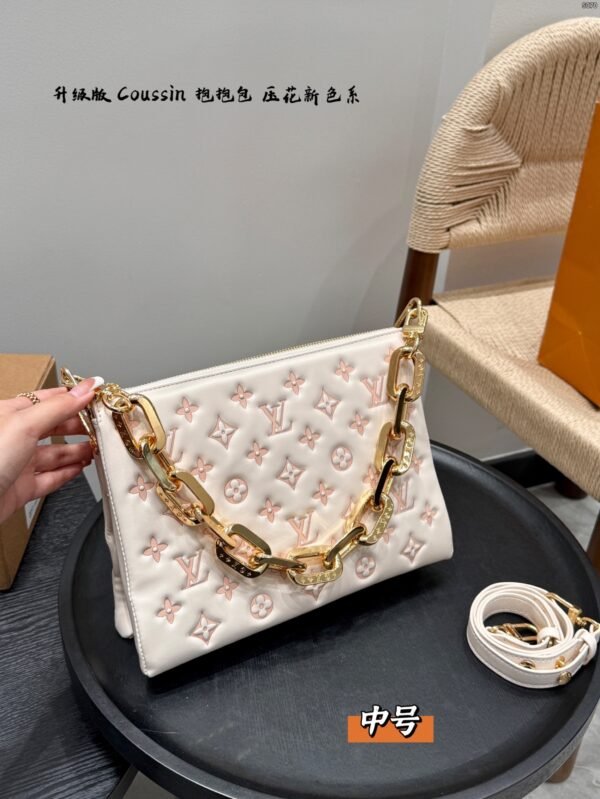 lv | coussin "hug bag" (medium size), new colorway