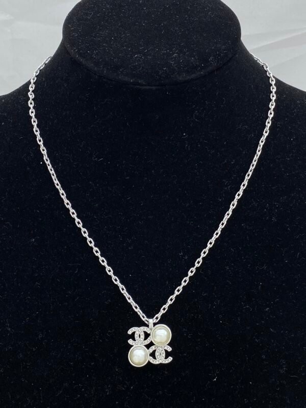 chanel set necklace earring (复制)