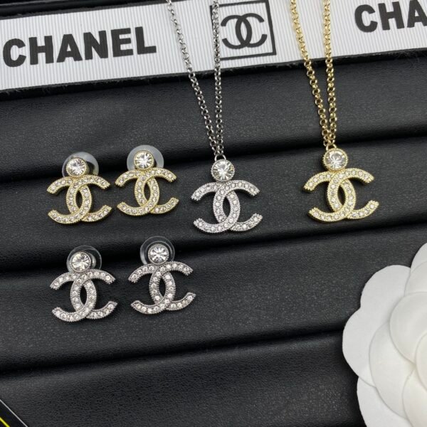 chanel set necklace earring (复制)