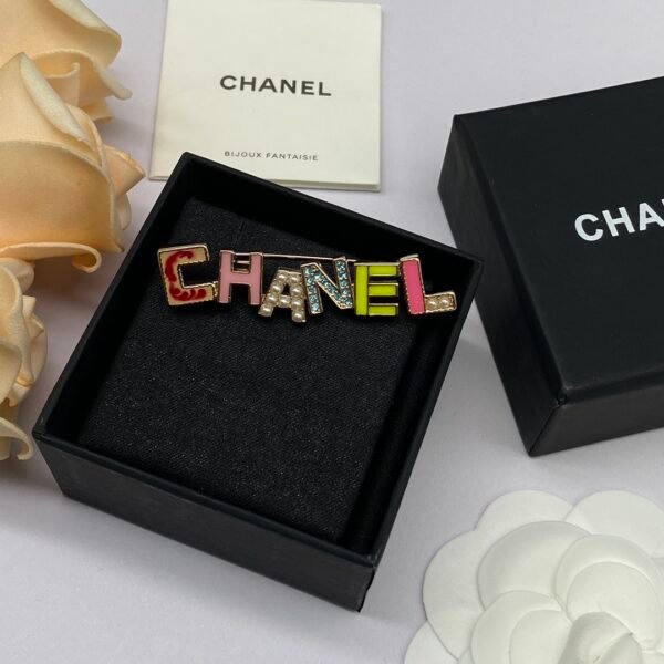 chanel set necklace bracelet brooch