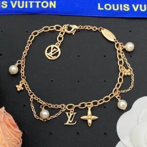 lv necklace (复制)