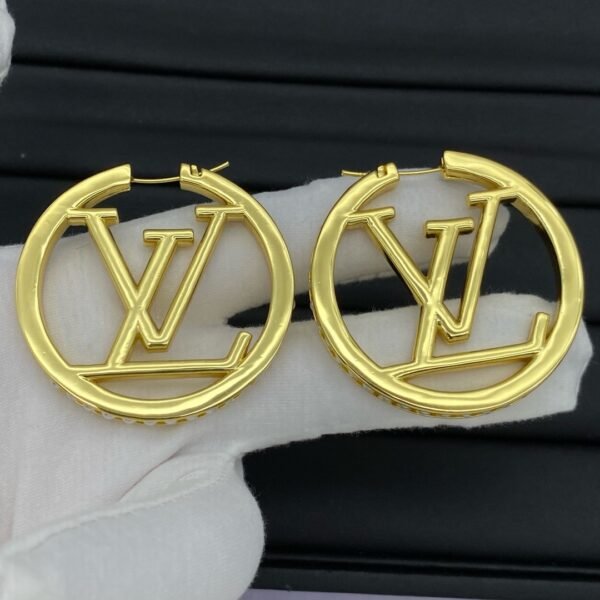 lv earring (复制)