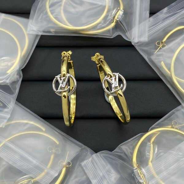 lv earring (复制)