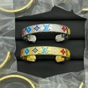 lv bracelet (复制)