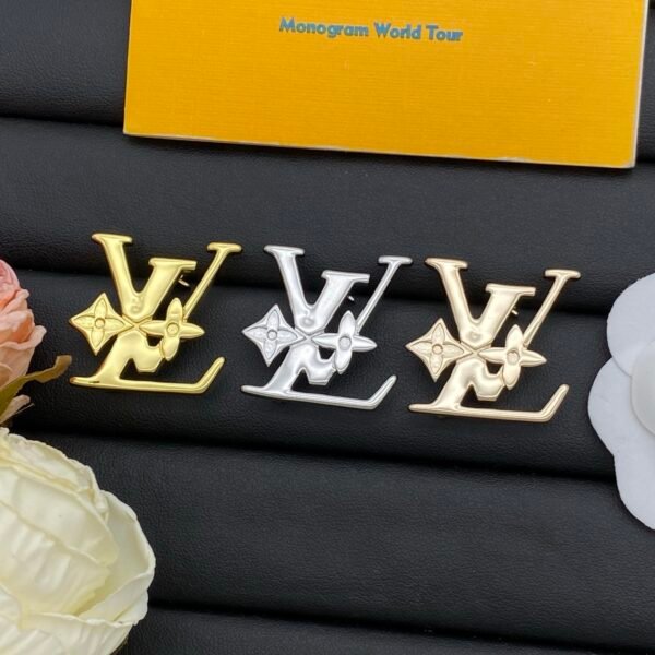 lv earring (复制)