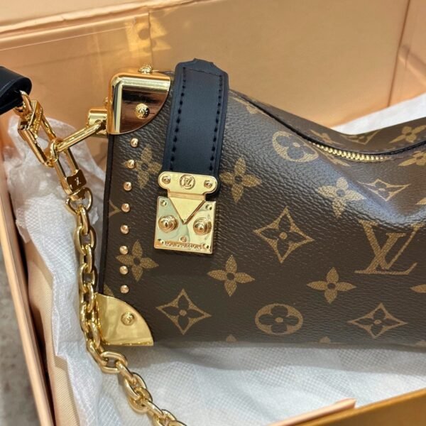 lv 2025 early spring runway style horizontal mini trunk