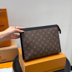 lv classic toiletry bag / men's clutch bag (new arrival)