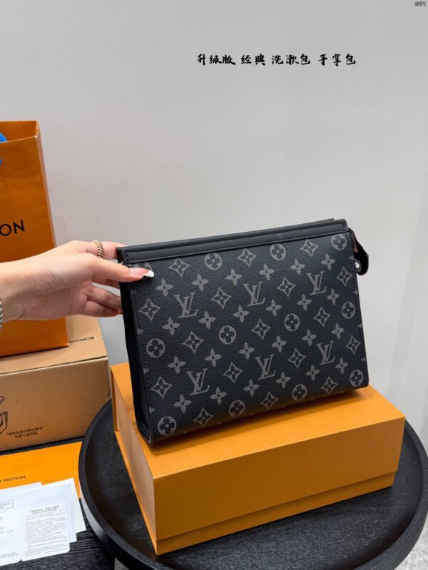 lv classic toiletry bag / men's clutch bag (new arrival)