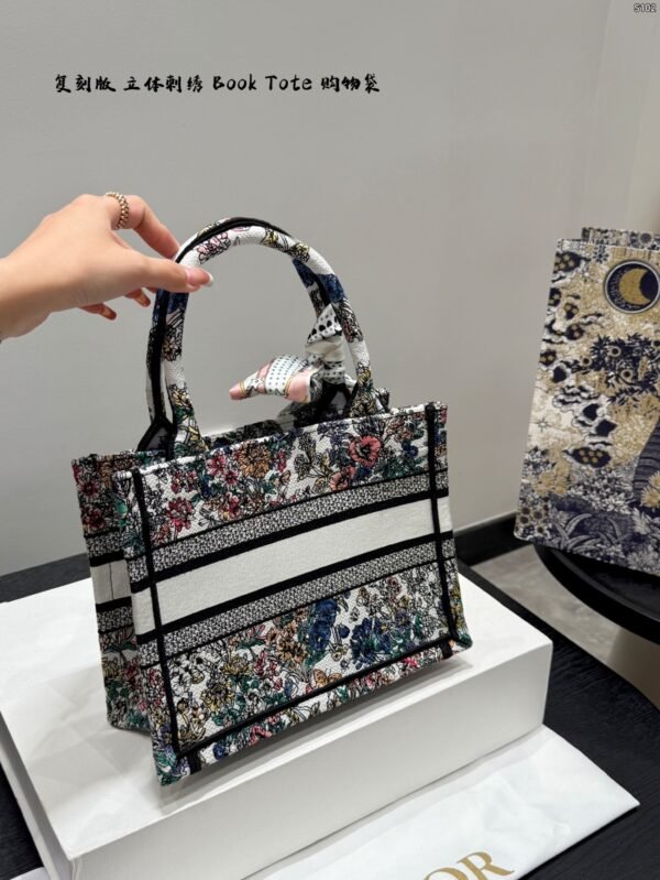dior new floral tote bag