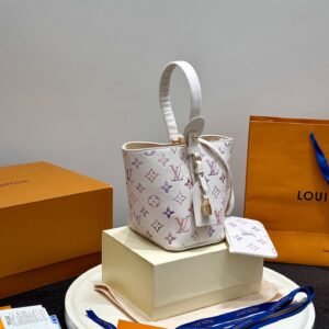 lv all in bb embossed dreamy purple limited edition bucket bag / underarm bag