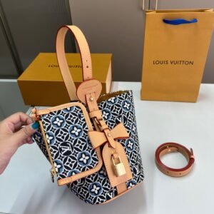 lv denim neverfull shopping bag (复制)