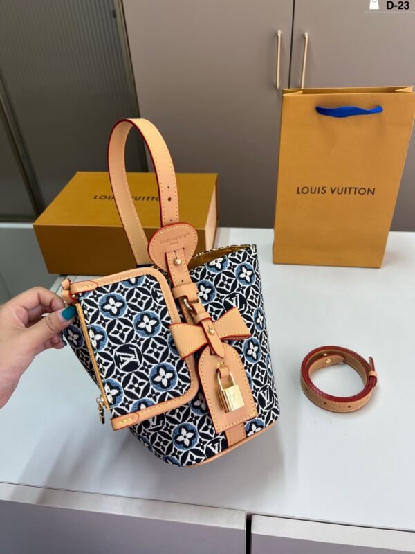 lv denim neverfull shopping bag (复制)