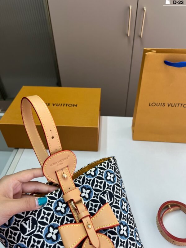 lv denim neverfull shopping bag (复制)