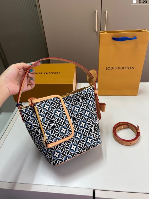 lv denim neverfull shopping bag (复制)