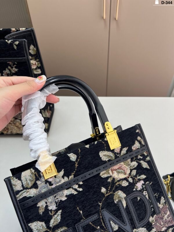 fendi floral embroidery tote bag