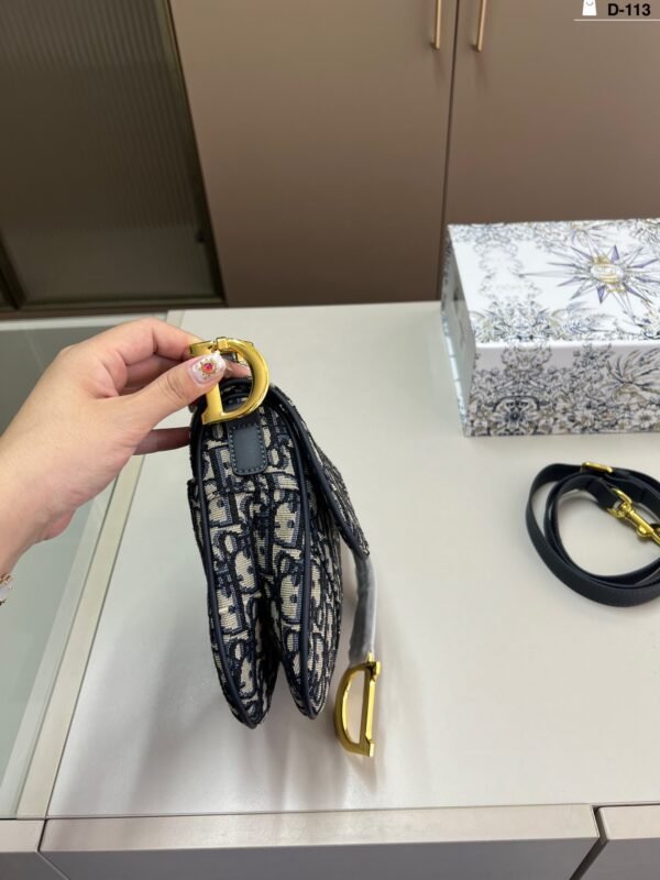 dior saddle bag