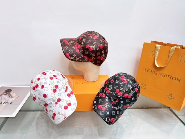 lv hat (复制)