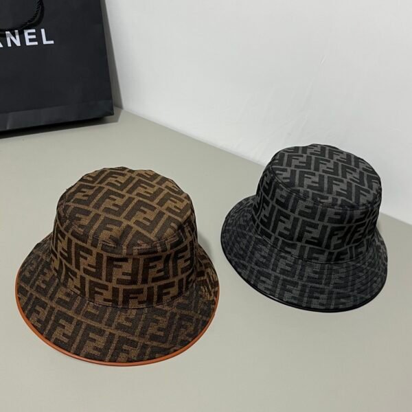 lv hat (复制)