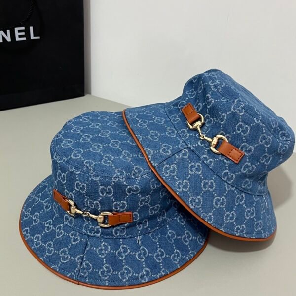 gucci hat (复制)