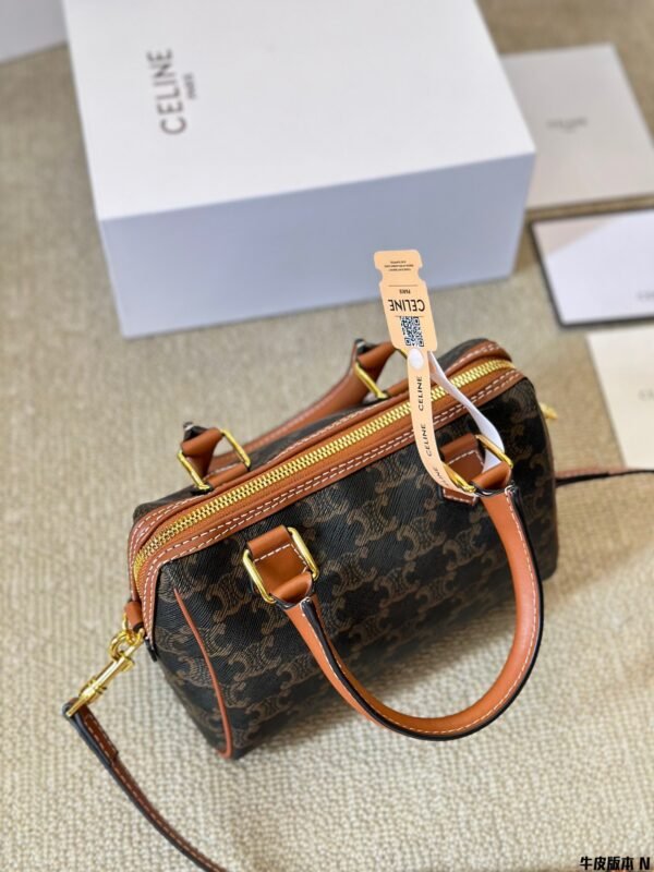 céline boston pillow bag 19×15cm cowhide version