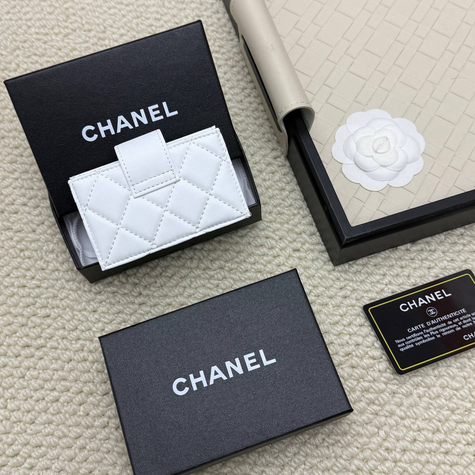 chanel caviar & lambskin card holder chanel caviar & lambskin card holder