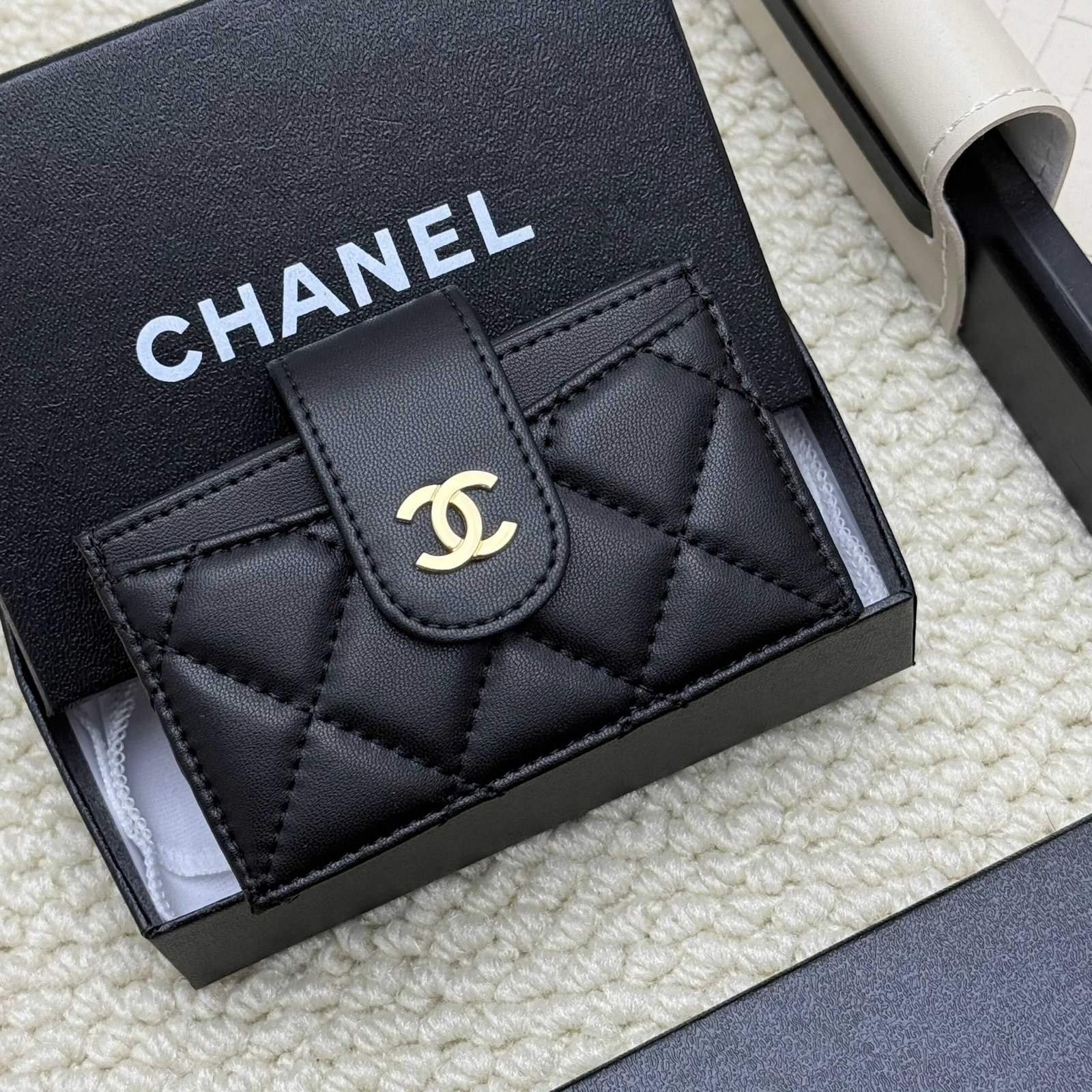 chanel caviar & lambskin card holder chanel caviar & lambskin card holder