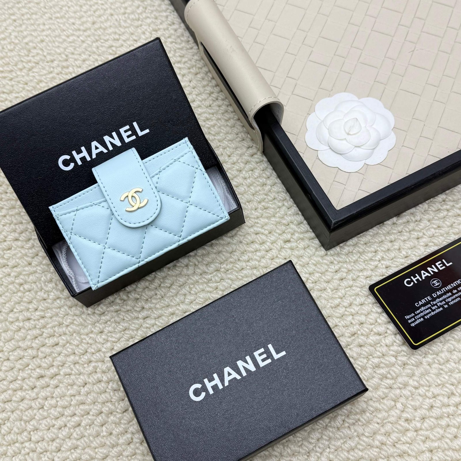 chanel caviar & lambskin card holder chanel caviar & lambskin card holder