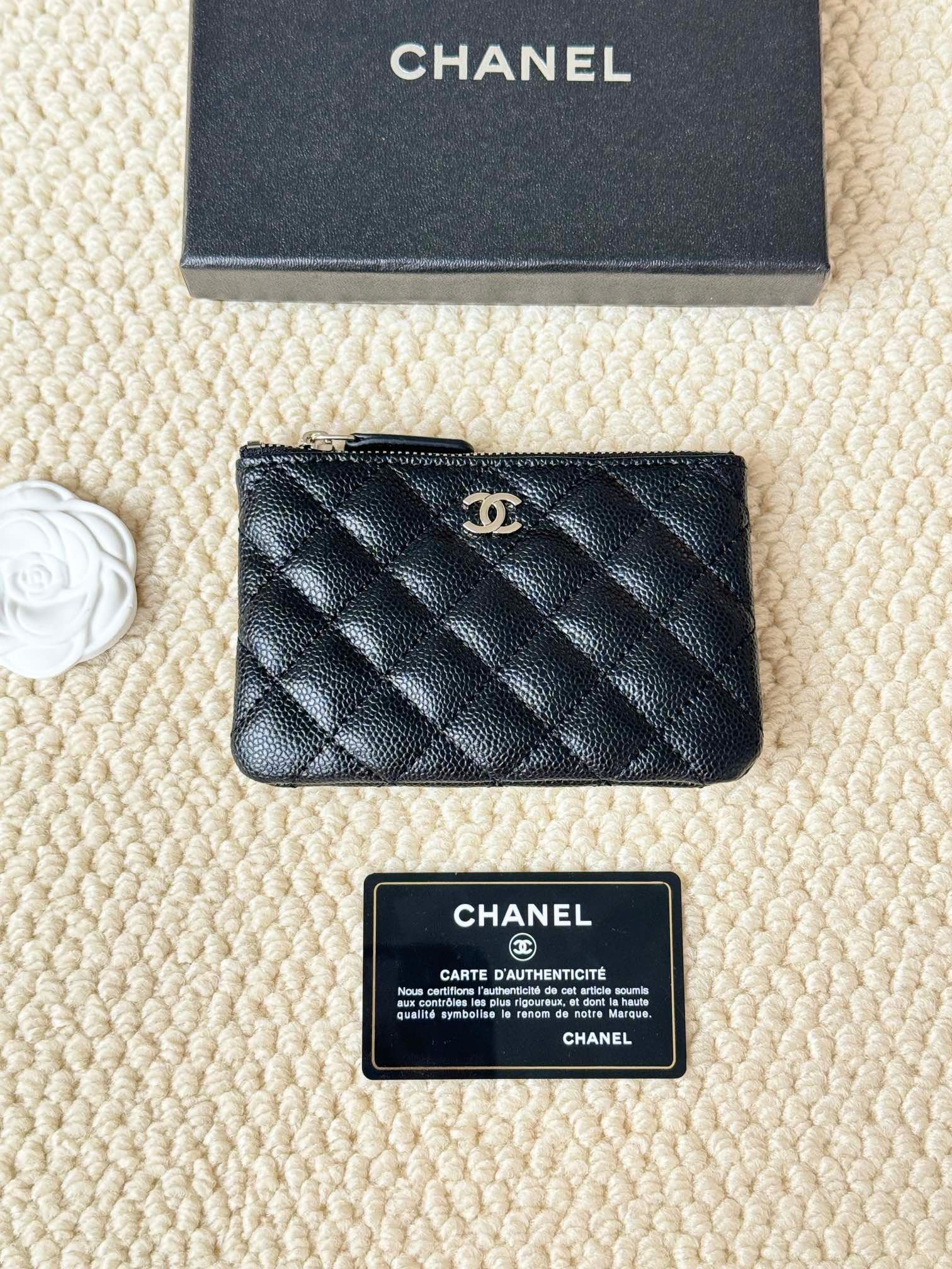 chanel classic caviar coin bag 15×8.5cm chanel classic caviar coin bag 15×8.5cm
