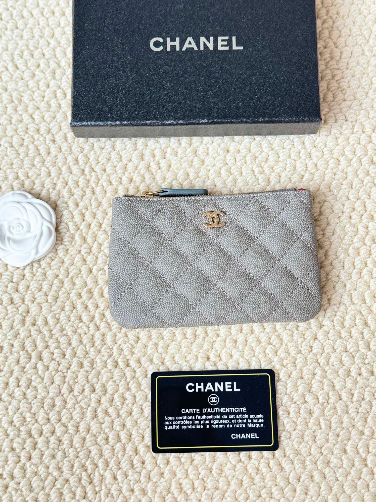 chanel classic caviar coin bag 15×8.5cm chanel classic caviar coin bag 15×8.5cm