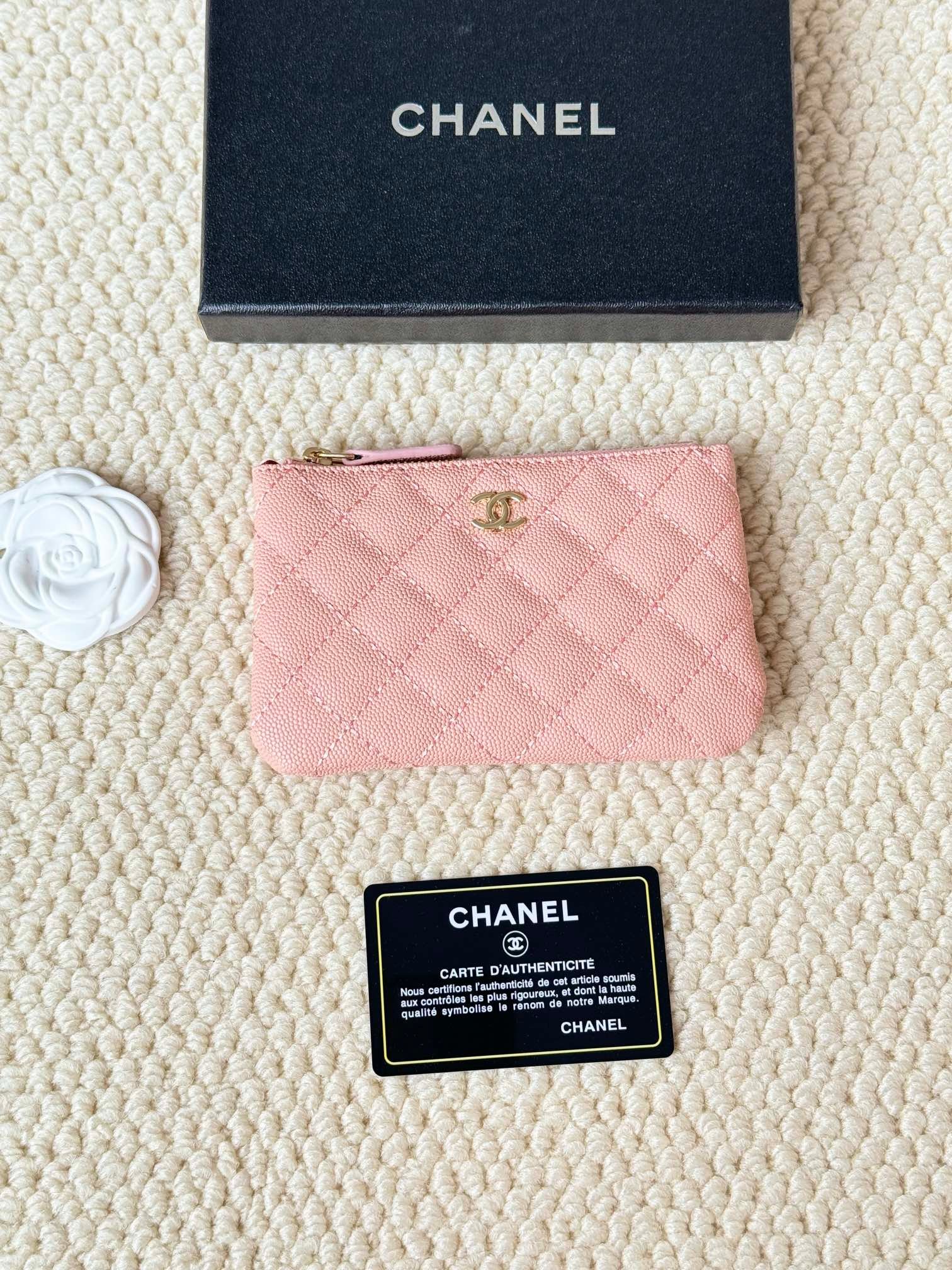 chanel classic caviar coin bag 15×8.5cm chanel classic caviar coin bag 15×8.5cm