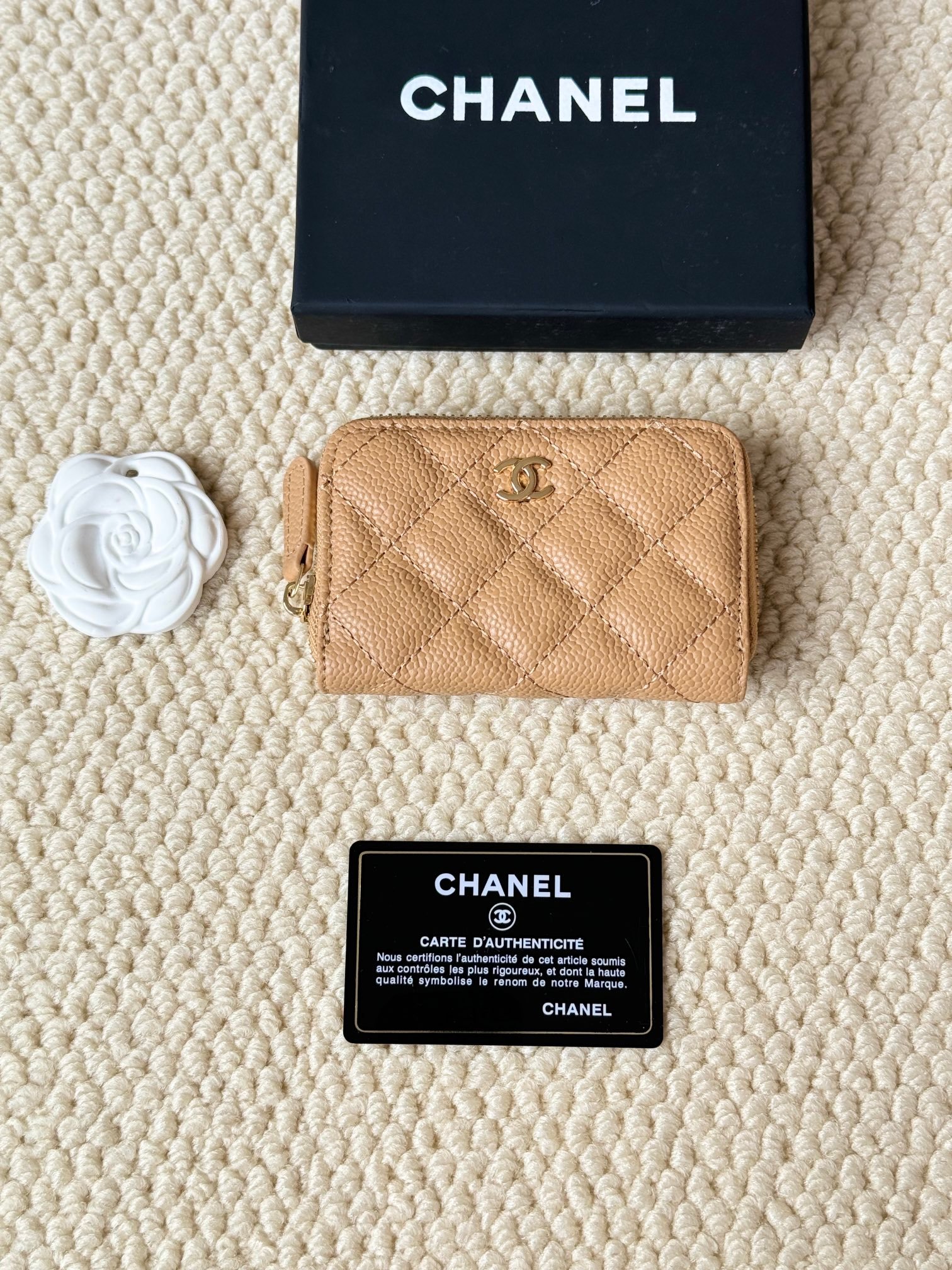 chanel lambskin series card holder & coin purse chanel lambskin series card holder & coin purse